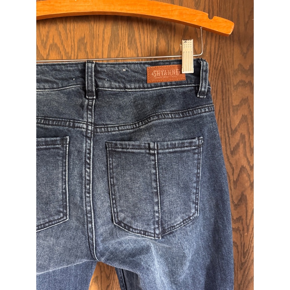 Shyanne Women Dark Wash Bootcut Jeans Side Slit Raw Hem Size 27 Short
